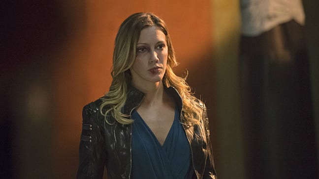 ‘Arrow’ First Look: Katie Cassidy as Black Canary