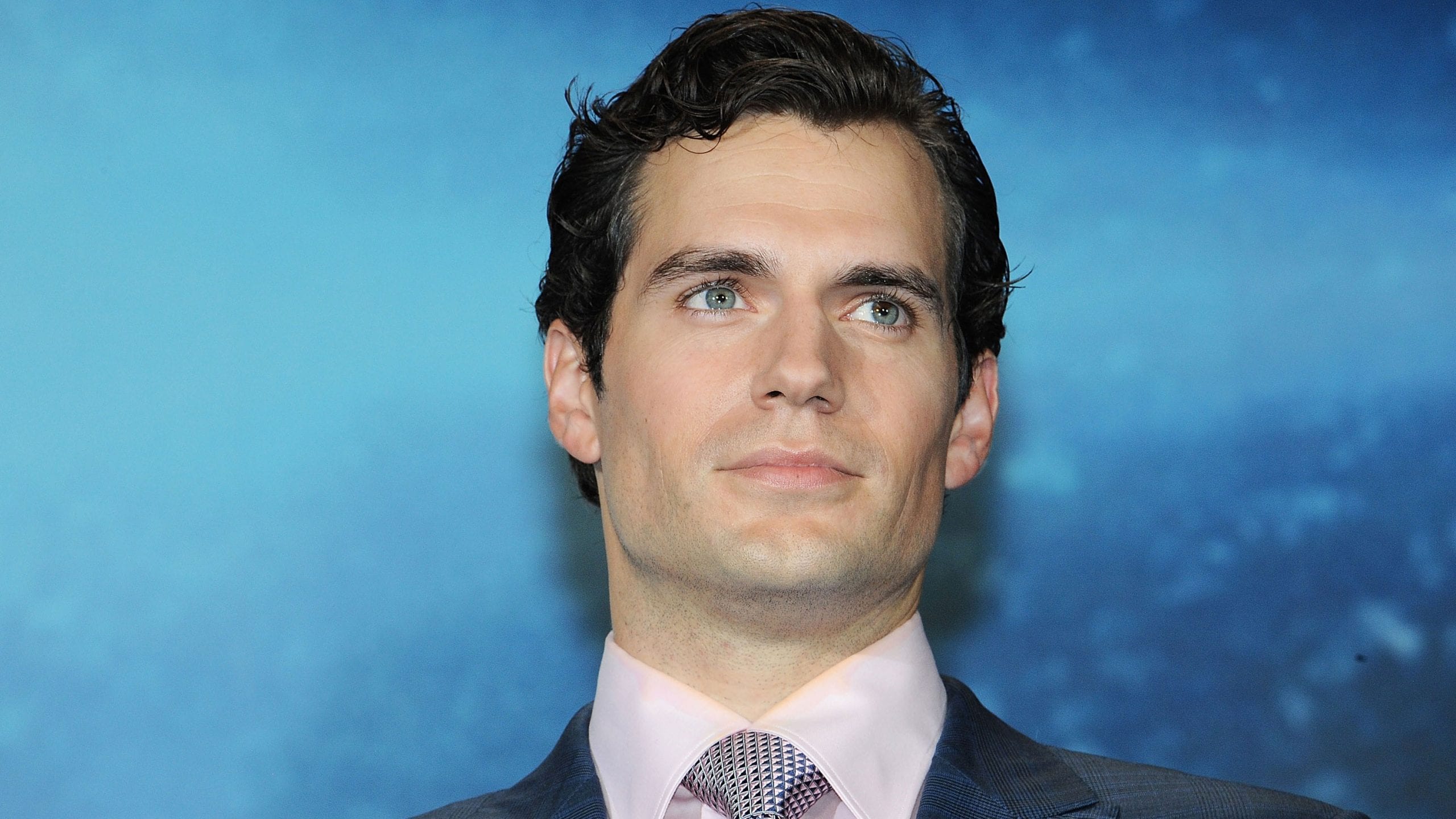 AFM: Henry Cavill to Star in Action-Thriller ‘Stratton’